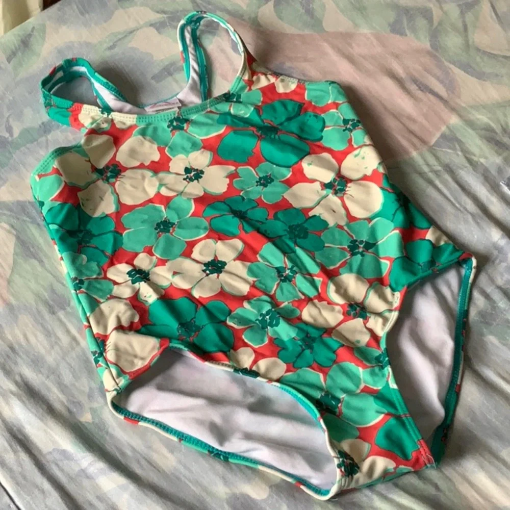 Kanu Surf girls floral swimsuit that fits size 10
